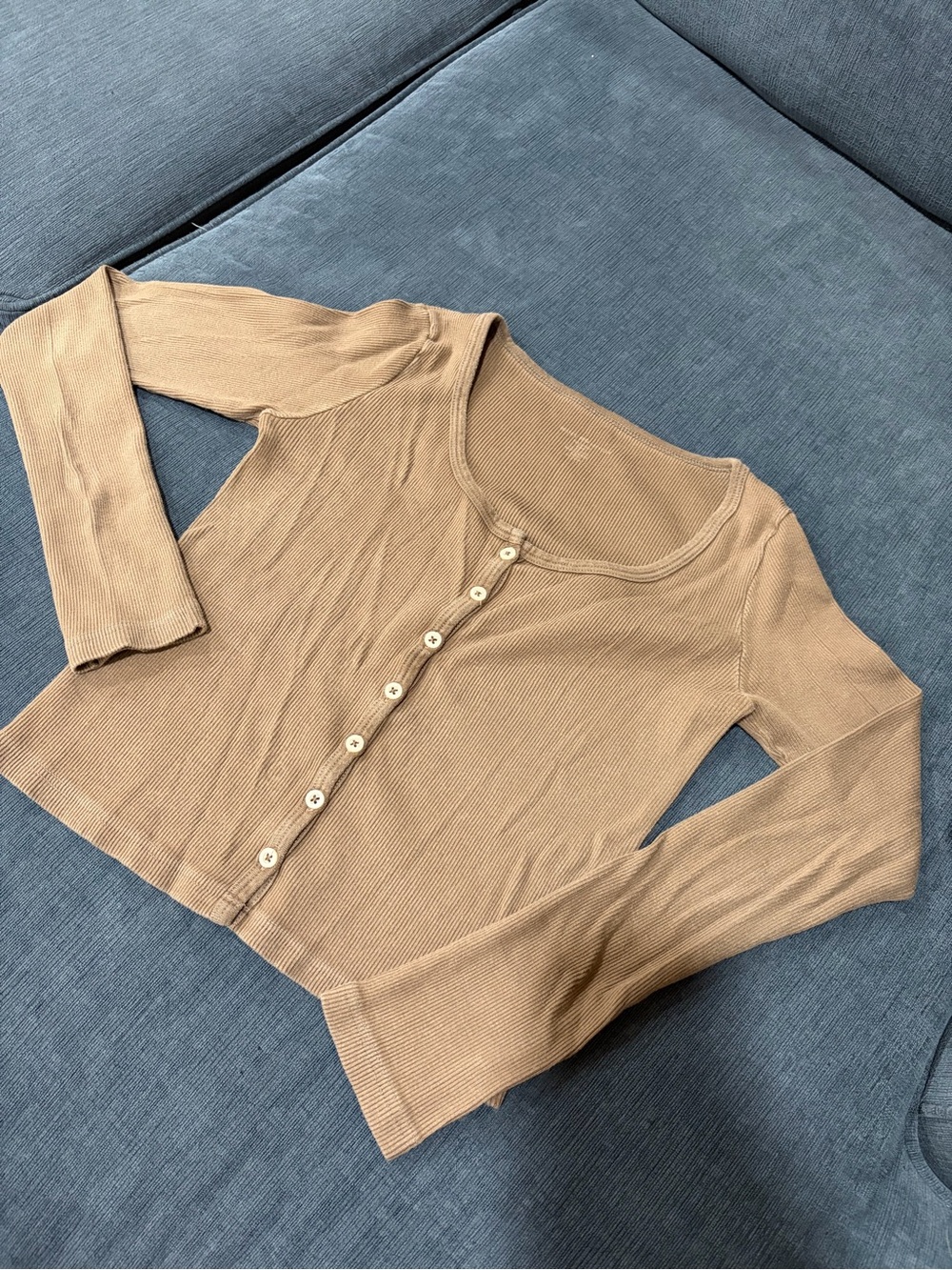 Brandy Melville Ribbed Button-Front Long Sleeve Top in Tan